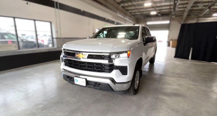 2023 Chevrolet Silverado 1500 LT Hero Image
