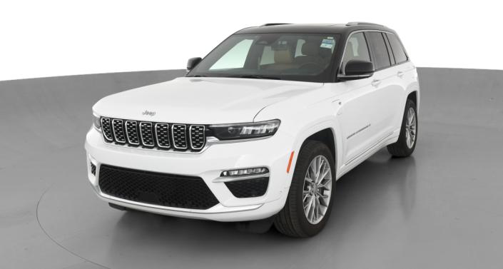2022 Jeep Grand Cherokee Summit 4xe Hero Image