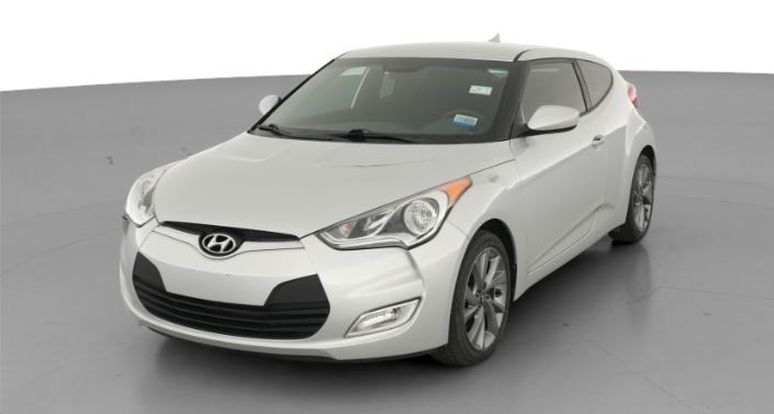 2017 Hyundai Veloster Base Hero Image
