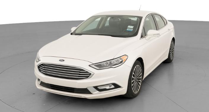2017 Ford Fusion SE Hero Image