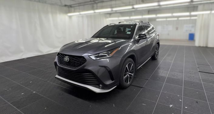 Thumbnail: 2021 Toyota Highlander - 1