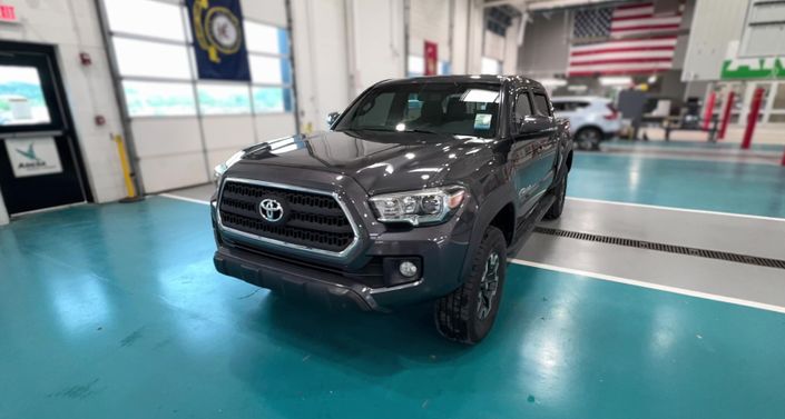 Thumbnail: 2017 Toyota Tacoma - 1
