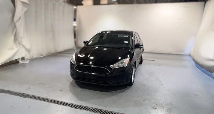 2017 Ford Focus SE Hero Image