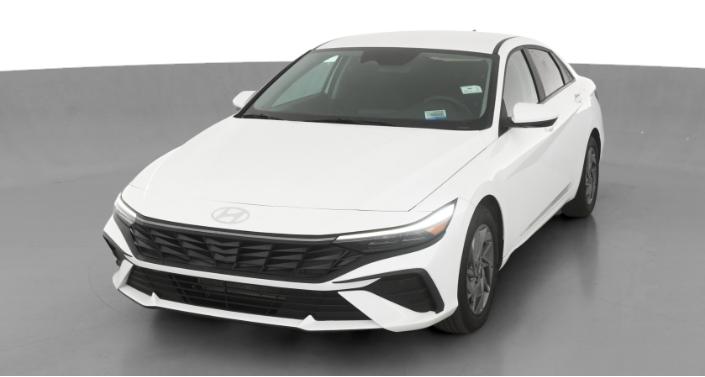2024 Hyundai Elantra SEL Hero Image