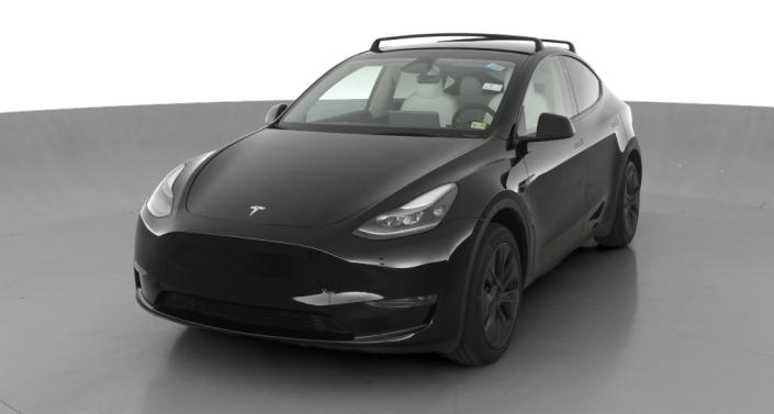 2024 Tesla Model Y Long Range Hero Image