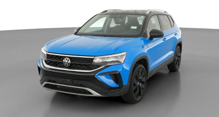 2024 Volkswagen Taos SE Hero Image