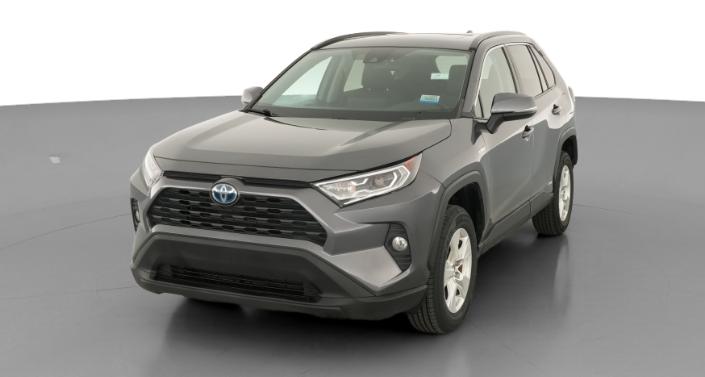 2021 Toyota RAV4 XLE Hero Image