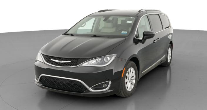 Thumbnail: 2018 Chrysler Pacifica - 1