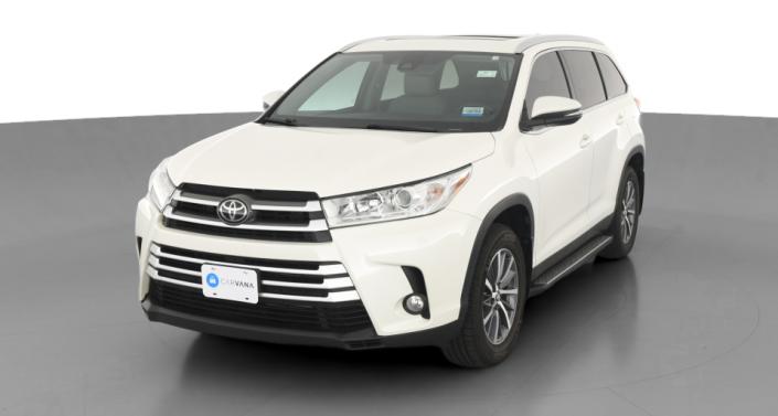 2019 Toyota Highlander XLE Hero Image