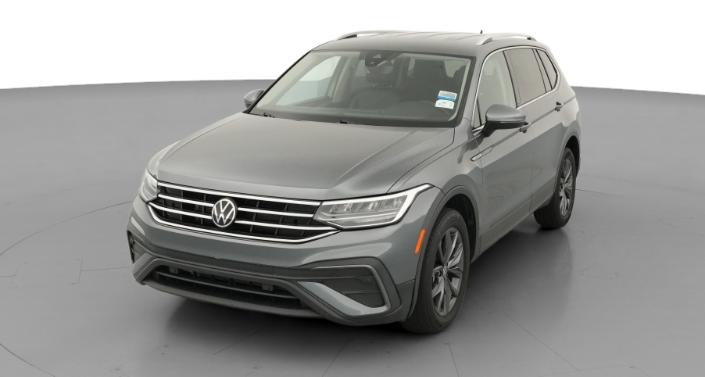 Thumbnail: 2022 Volkswagen Tiguan - 1