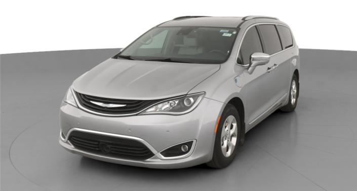 Thumbnail: 2018 Chrysler Pacifica - 1
