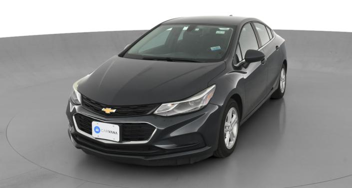 2017 Chevrolet Cruze LT Hero Image