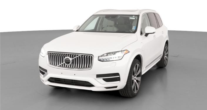 2022 Volvo XC90 T8 Plus Hero Image