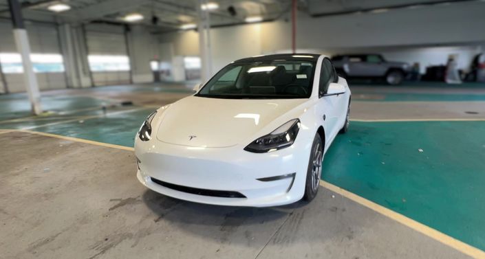 Thumbnail: 2022 Tesla Model 3 - 1