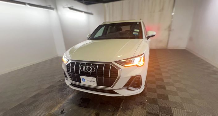 Thumbnail: 2020 Audi Q3 - 1