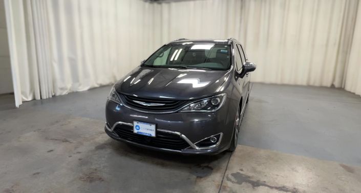 2018 Chrysler Pacifica Hybrid Limited Hero Image