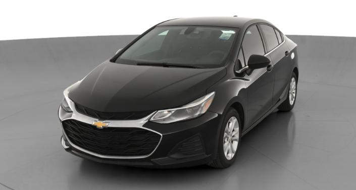Thumbnail: 2019 Chevrolet Cruze - 1