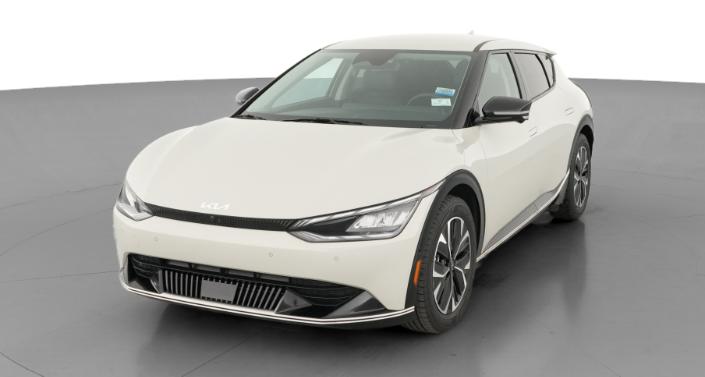 2022 Kia EV6 Wind Hero Image