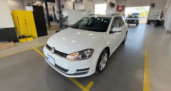 Thumbnail: 2015 Volkswagen e-Golf - 1