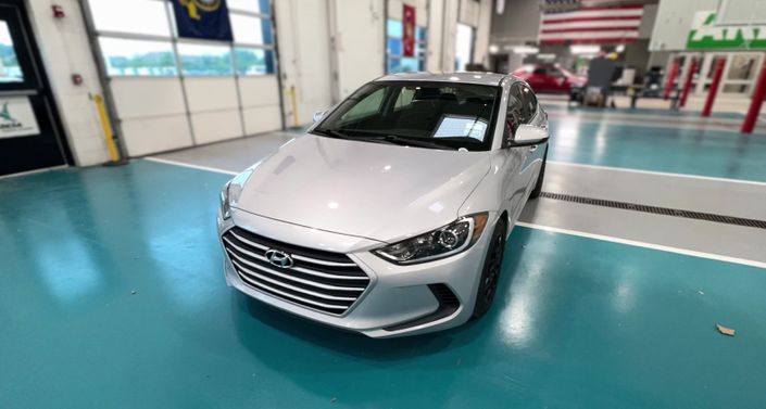 Thumbnail: 2018 Hyundai Elantra - 1