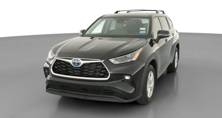 2022 Toyota Highlander LE Hero Image