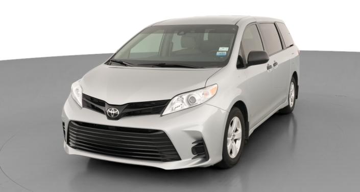 Thumbnail: 2019 Toyota Sienna - 1