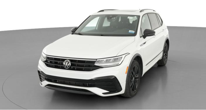 Thumbnail: 2022 Volkswagen Tiguan - 1