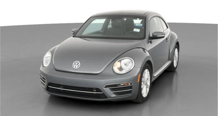 2018 Volkswagen Beetle SE Hero Image