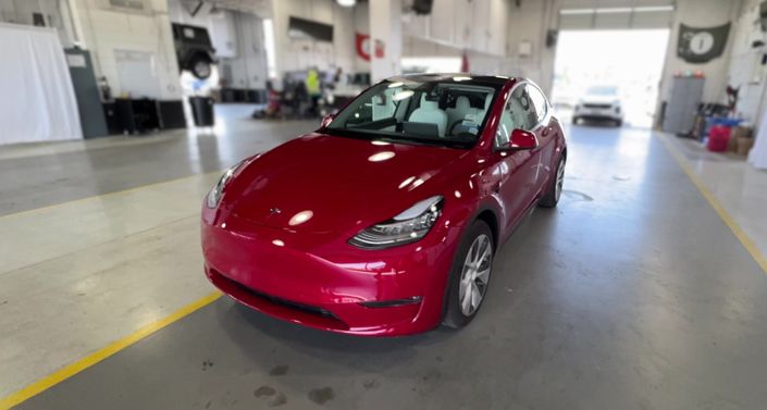 2022 Tesla Model Y Long Range Hero Image