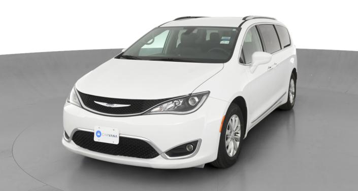 Thumbnail: 2018 Chrysler Pacifica - 1
