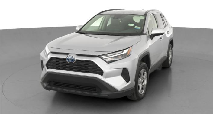 2022 Toyota RAV4 XLE Hero Image