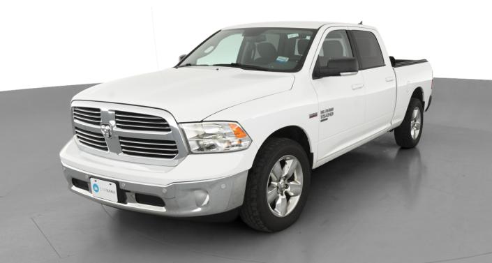 Thumbnail: 2019 RAM 1500 Classic - 1