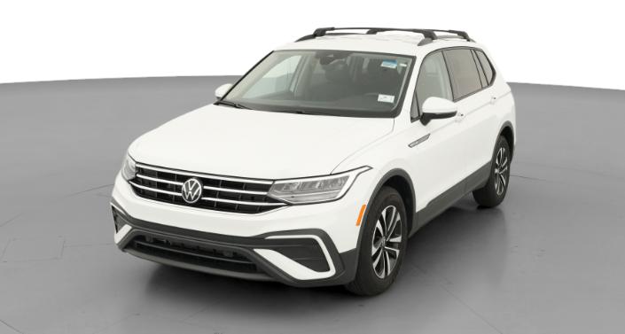 Thumbnail: 2023 Volkswagen Tiguan - 1