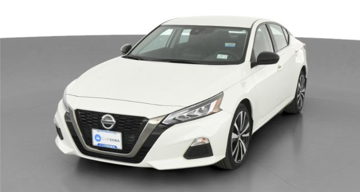 2022 Nissan Altima SR Hero Image
