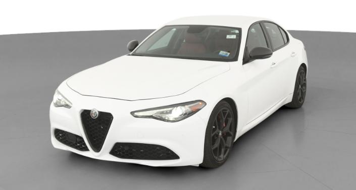 Thumbnail: 2019 Alfa Romeo Giulia - 1