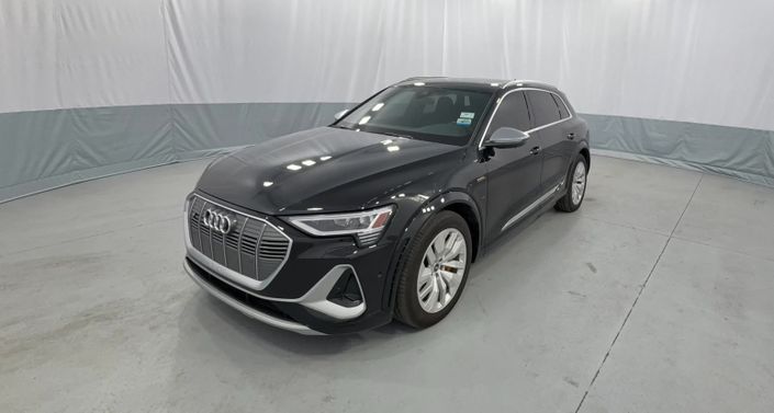 Thumbnail: 2023 Audi e-tron S - 1