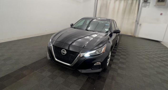 Thumbnail: 2021 Nissan Altima - 1