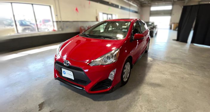 Thumbnail: 2017 Toyota Prius c - 1