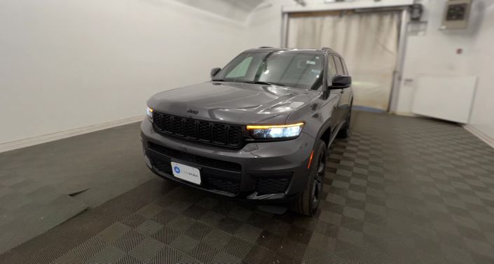 Thumbnail: 2023 Jeep Grand Cherokee L - 1