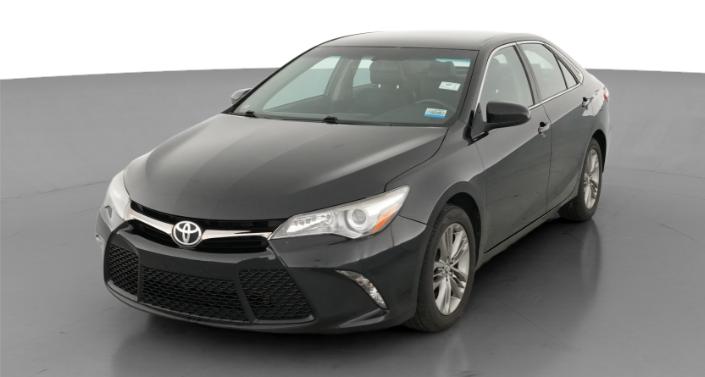 2015 Toyota Camry SE Hero Image