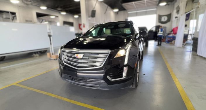 Thumbnail: 2019 Cadillac XT5 - 1