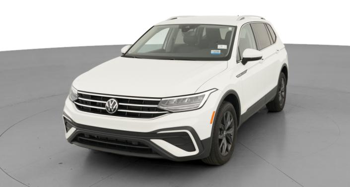 Thumbnail: 2022 Volkswagen Tiguan - 1