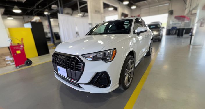 Thumbnail: 2022 Audi Q3 - 1