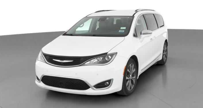 Thumbnail: 2017 Chrysler Pacifica - 1