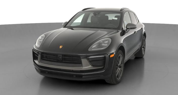 Thumbnail: 2023 Porsche Macan - 1