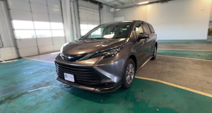Thumbnail: 2024 Toyota Sienna - 1