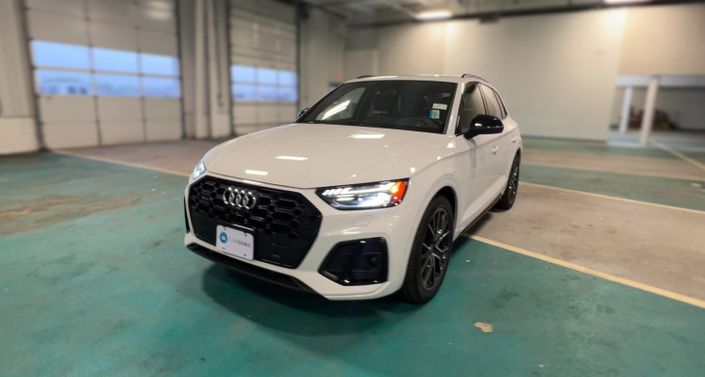 Thumbnail: 2021 Audi SQ5 - 1