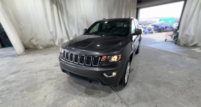 2020 Jeep Grand Cherokee Laredo Hero Image