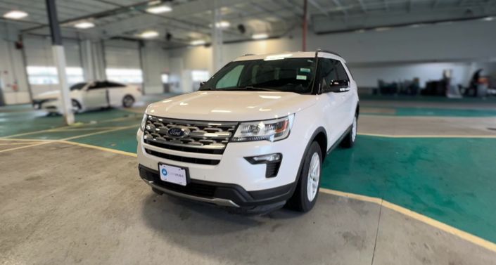 2018 Ford Explorer XLT Hero Image