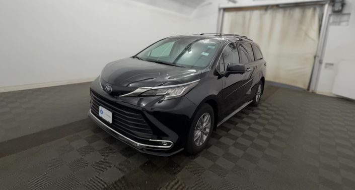Thumbnail: 2022 Toyota Sienna - 1